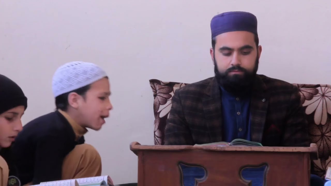 Beautiful tilawat  ماشاءاللہ انتہائی سریلی آواز میں اس پیارے بچے کی تلاوتِ قرآنِ پاک سماعت فرمائیں