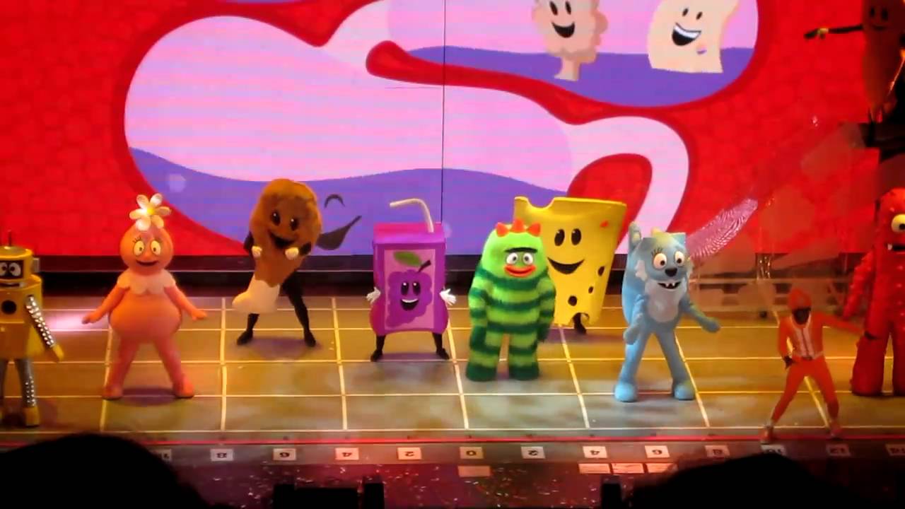 Yo Gabba Gabba Live in Wang Theater Boston, Ma. (There's a party in my Tummy)