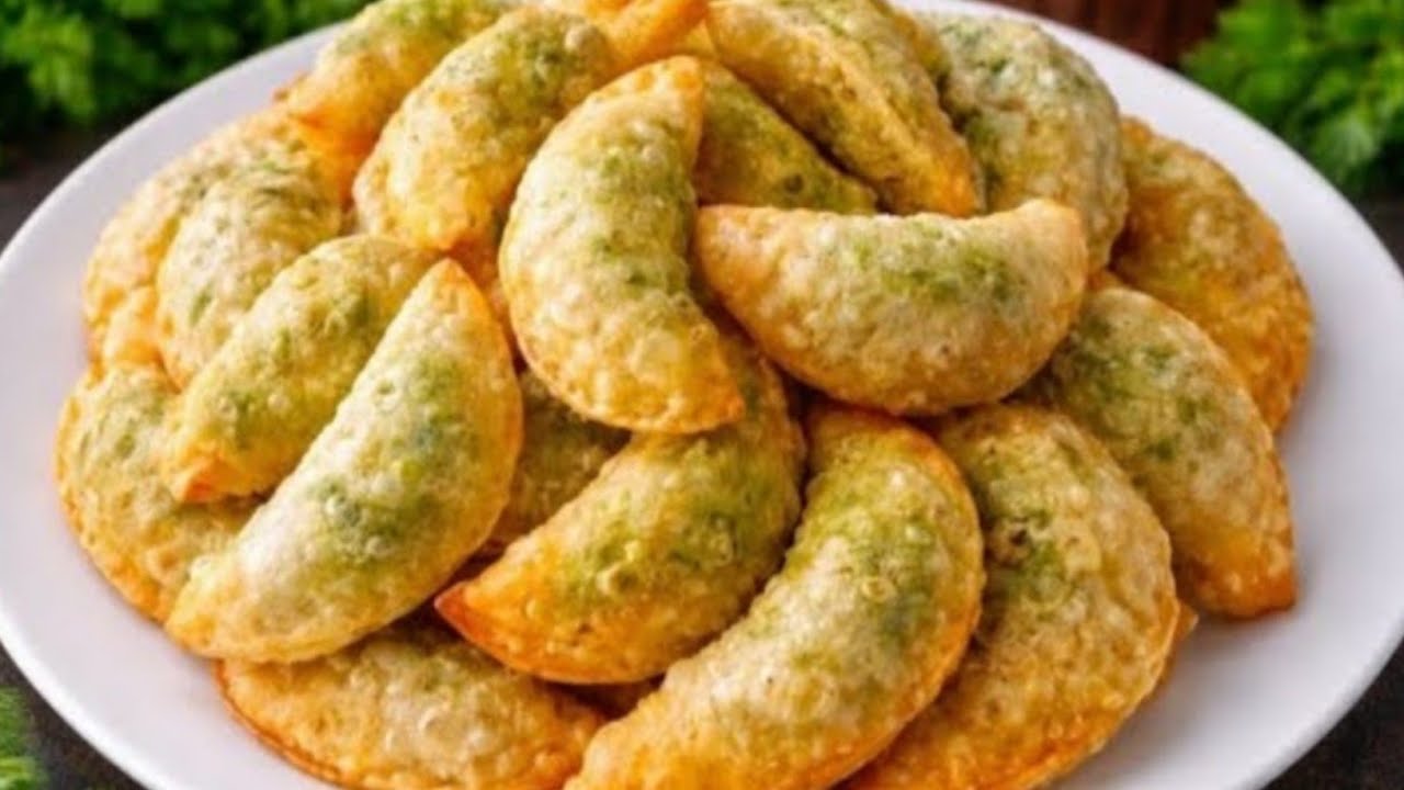 मिठाई तो बहुत खाए होंगे एकबार ऐसे मिठाई बनाकर देखें मेहमान भी तारीफ करेंगे | Mithi Gujiya Recipe 