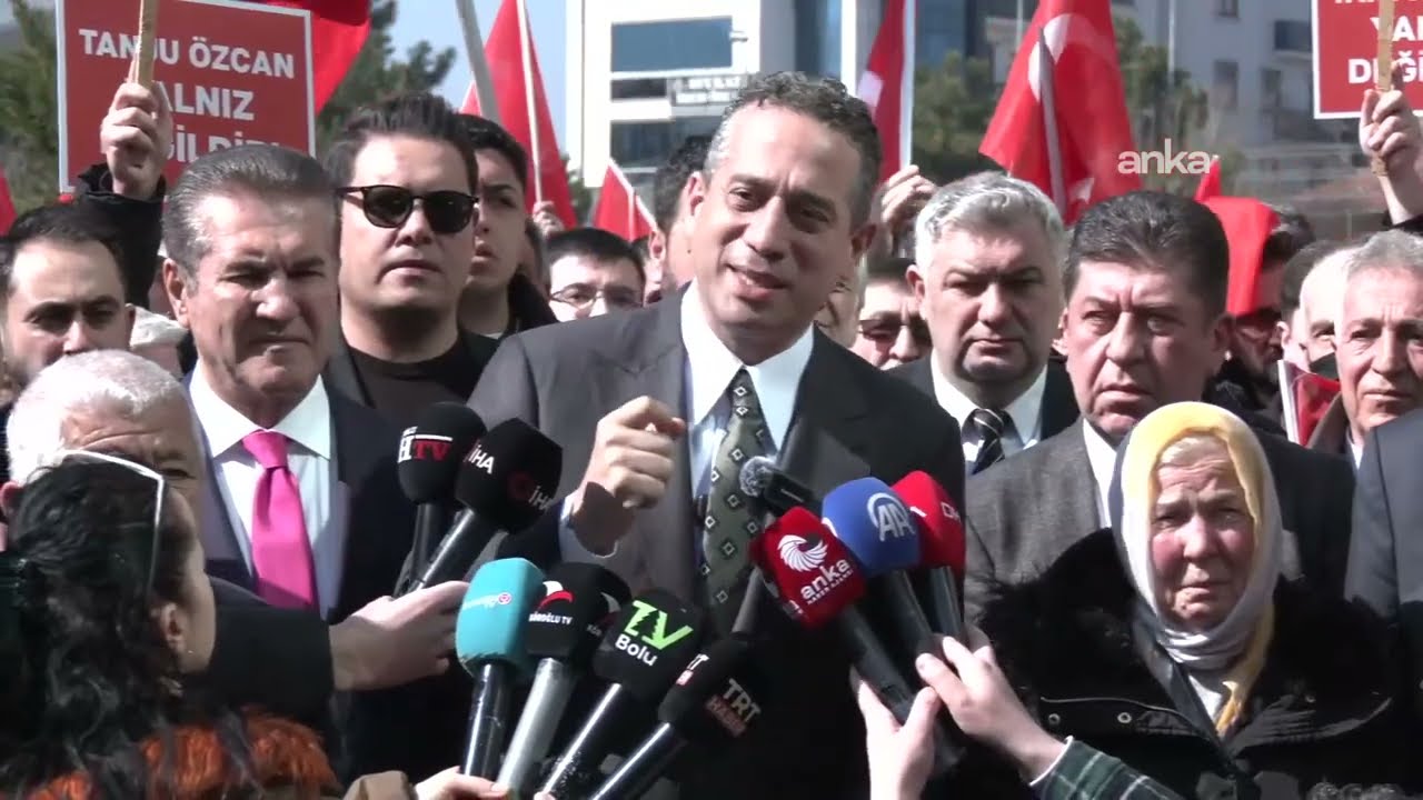 CHP Grup Başkan Vekili Ali Mahir Başarır Bolu Adliyesi önünde açıklama yapıyor #Canlı