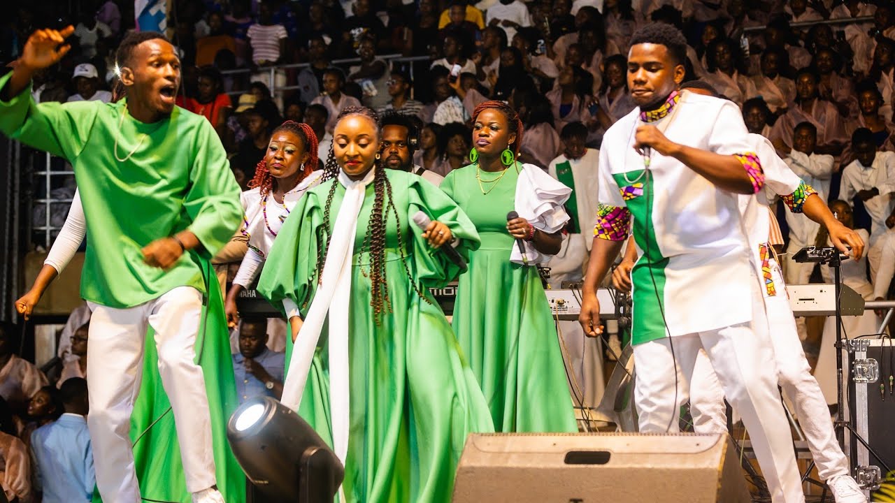 Joyfull Praise CHOIR ministering at Mega 7 All Night Prayer