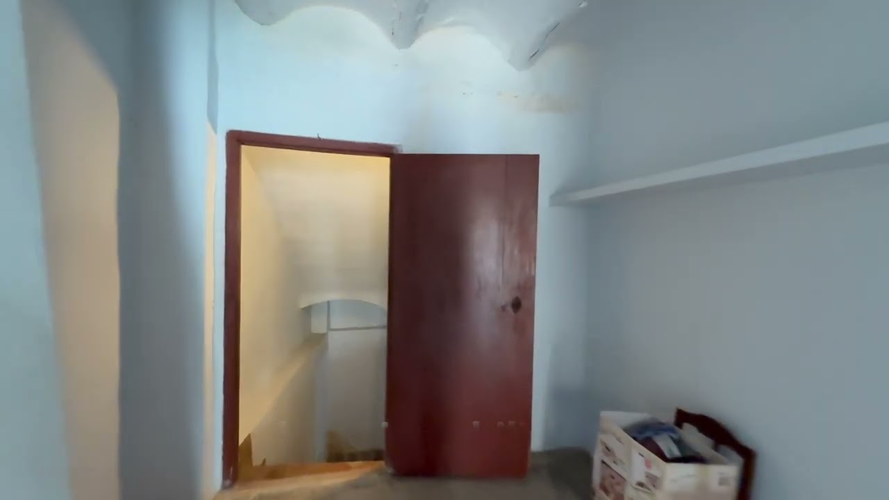 Descubre la Casa de Pueblo más icónica de Pedralba! 🏡✨ Transforma Historia en Hogar