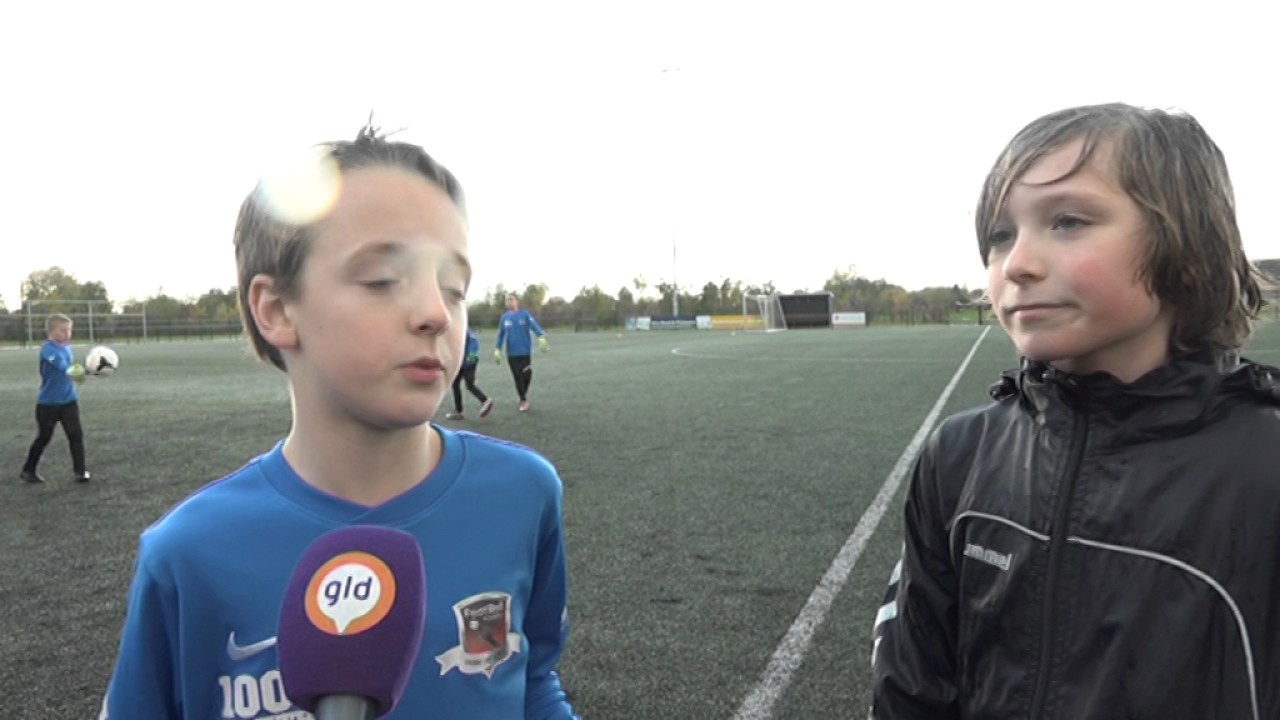 Dennis Gentenaar maakt jonge keepers helemaal gek op zijn keepersschool