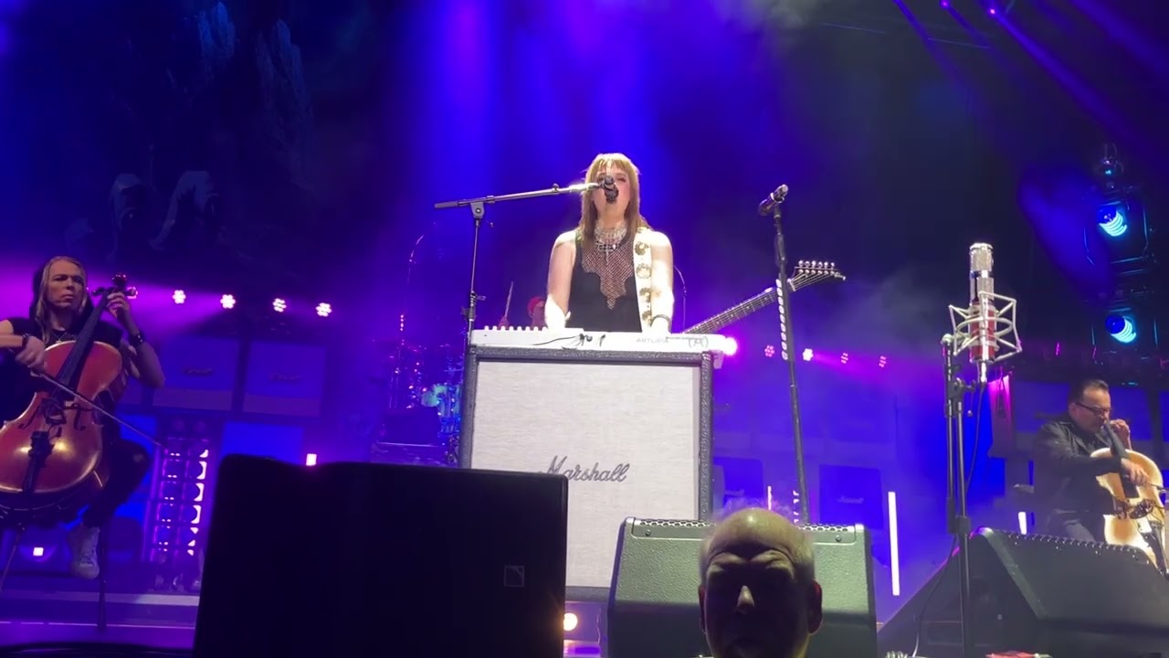 Halestorm-Like A Woman Can Live, Saskatoon Sk October 5/2025