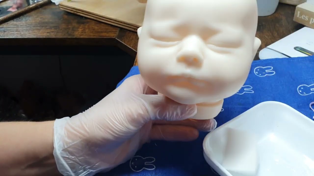 Application d'une couche d'aprêt, et neutralisation du kit