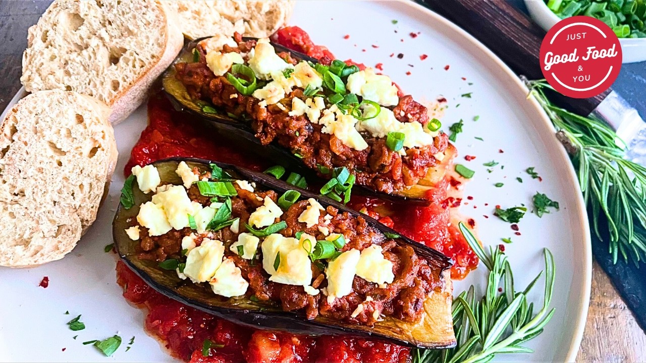Gefüllte Auberginen mit Hackfleisch, herzhaft & würzig | Auberginen-Rezept mit Hackfleisch und Feta 