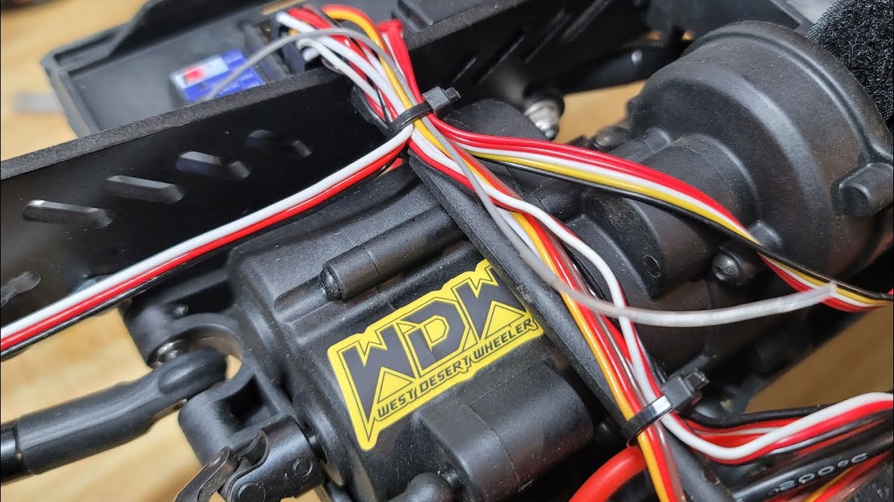 Redcat Vertex6 dig install @westdesertwheeler #rccrawler #redcatracing #4ws #dig