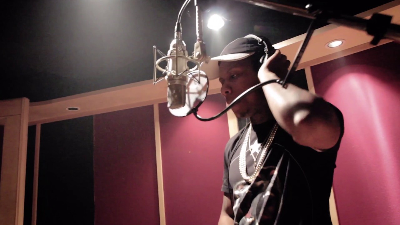 Neek Bucks - Married To The Game Freestyle (dir. Kavyy Garcia) [Official Music Video]