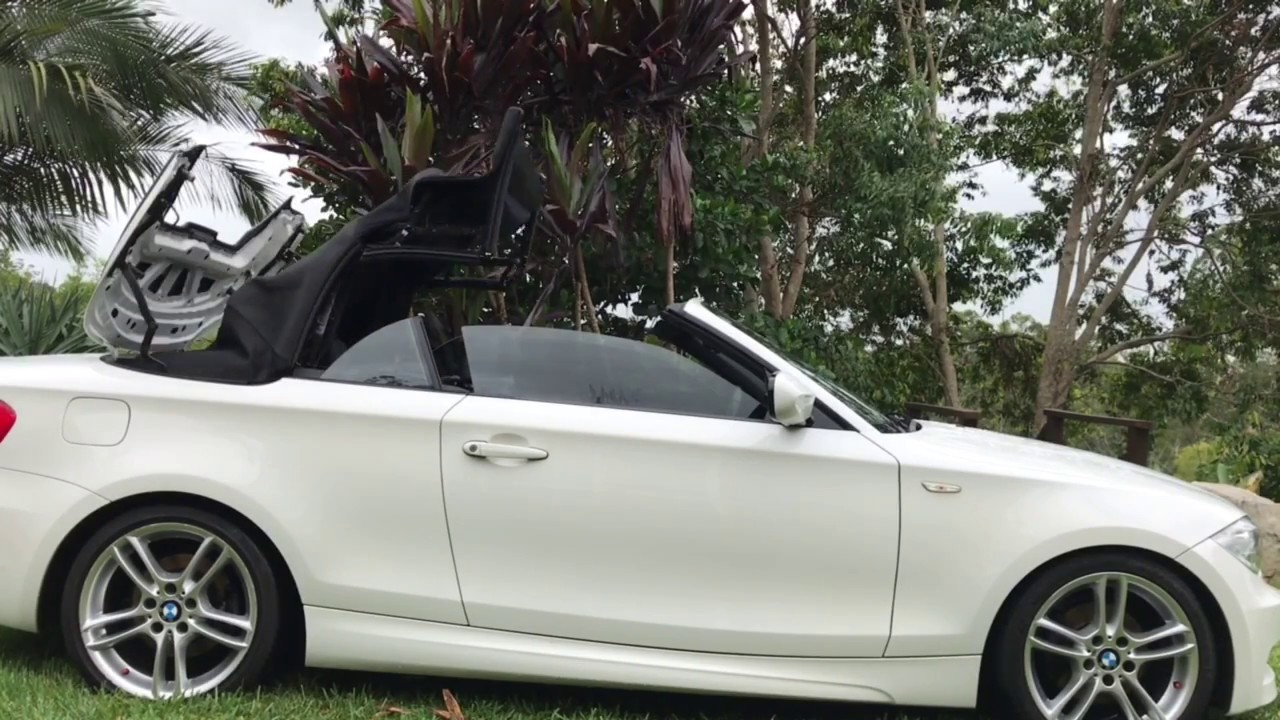 BMW 125i E88 LCI Start up, Exhaust