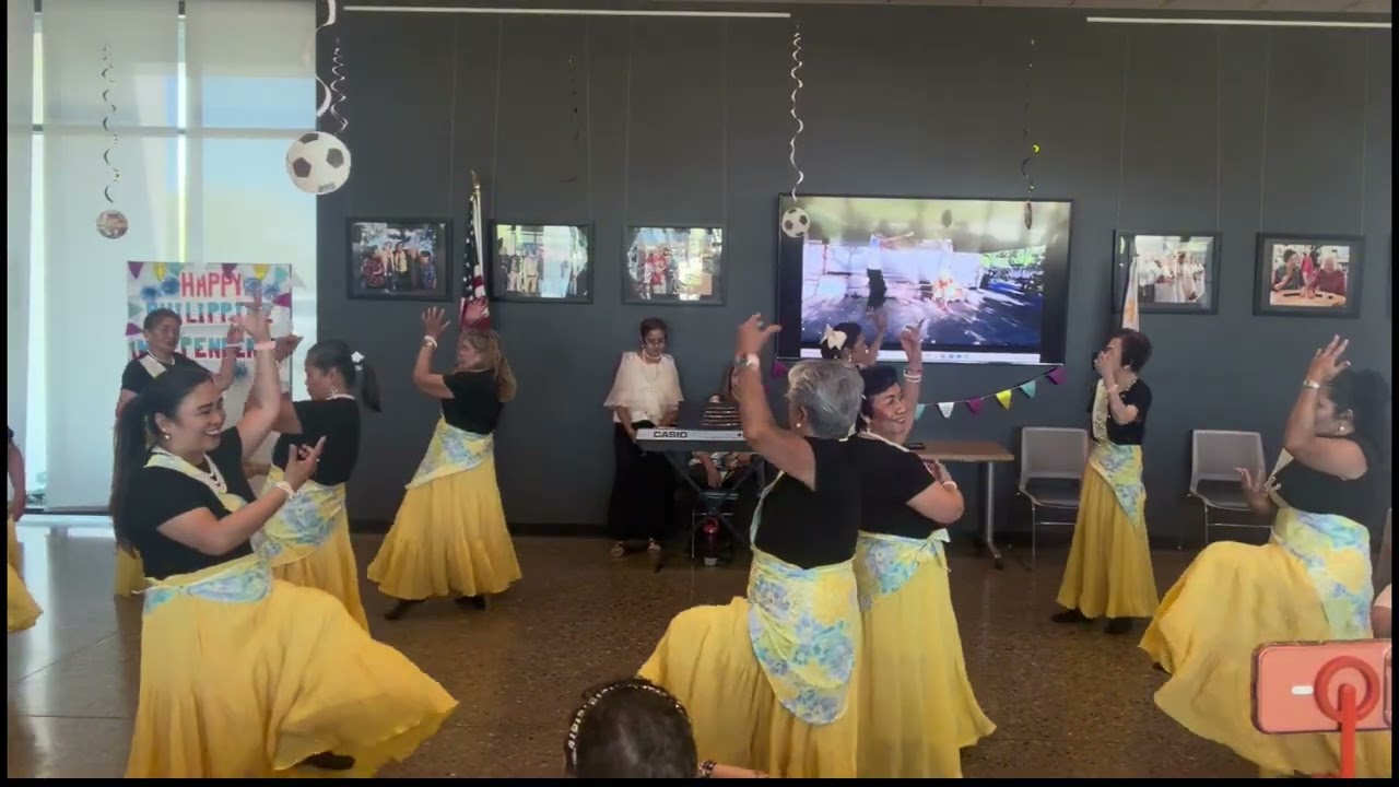Alitaptap dance by The Filipino Seniors @ Avondale Senior Center #folkdance #independenceday