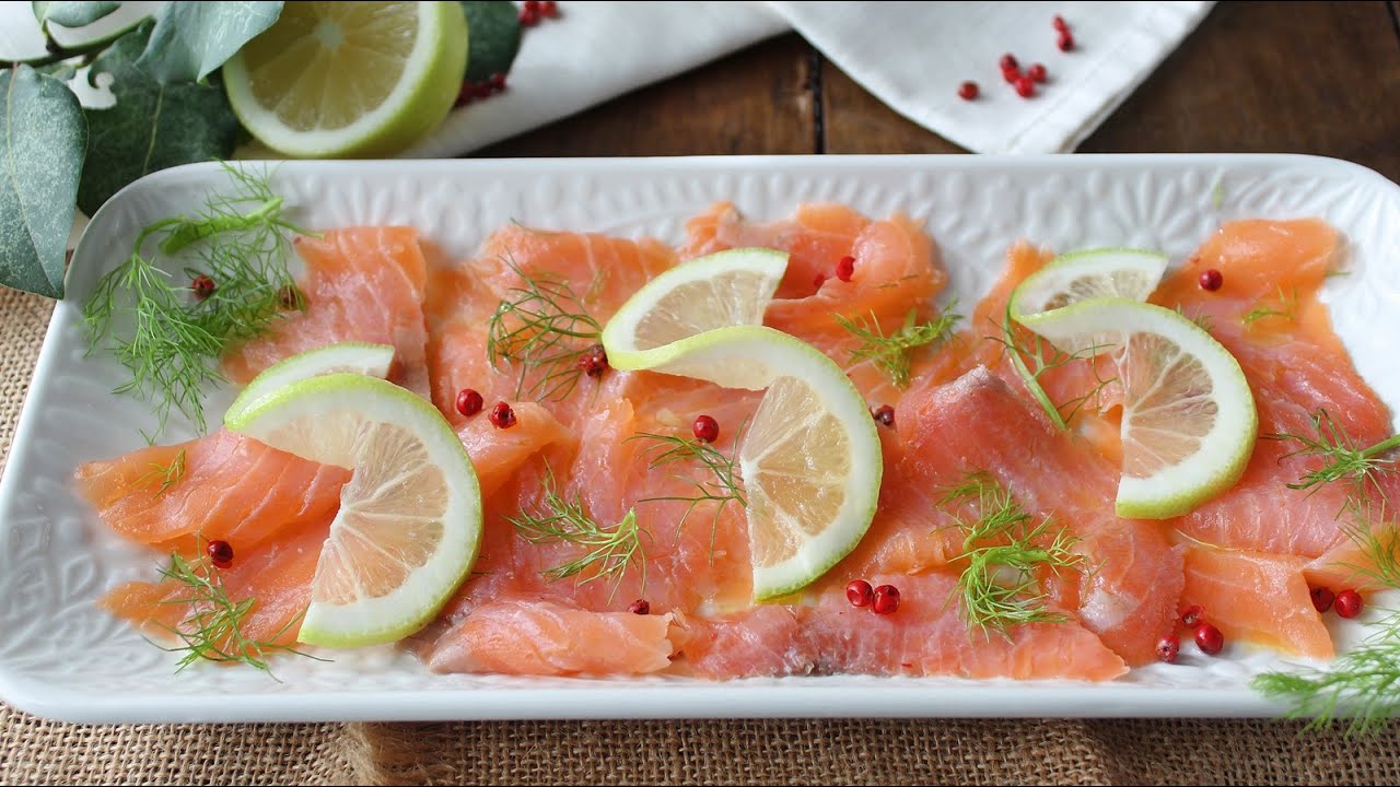 L'ANTIPASTO DELLA VIGILIA CHE SI PREPARA IN POCHI MINUTI- Carpaccio di salmone affumicato