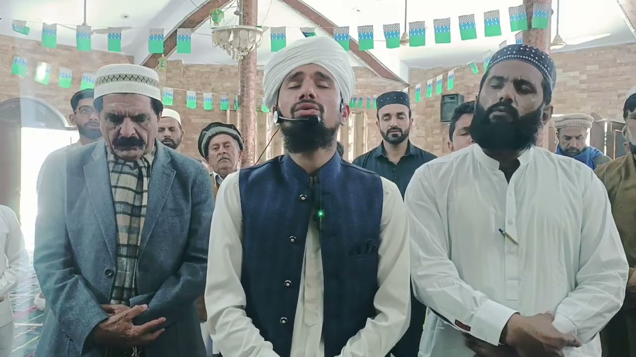 اے شہنشاہِ مدینہ الصلواۃ والسلام | #جمعہ_مبارک #جمعہ #jummamubarak #jumma #salam #salaat #shorts 