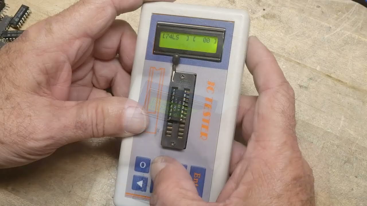 #2245 IC Tester