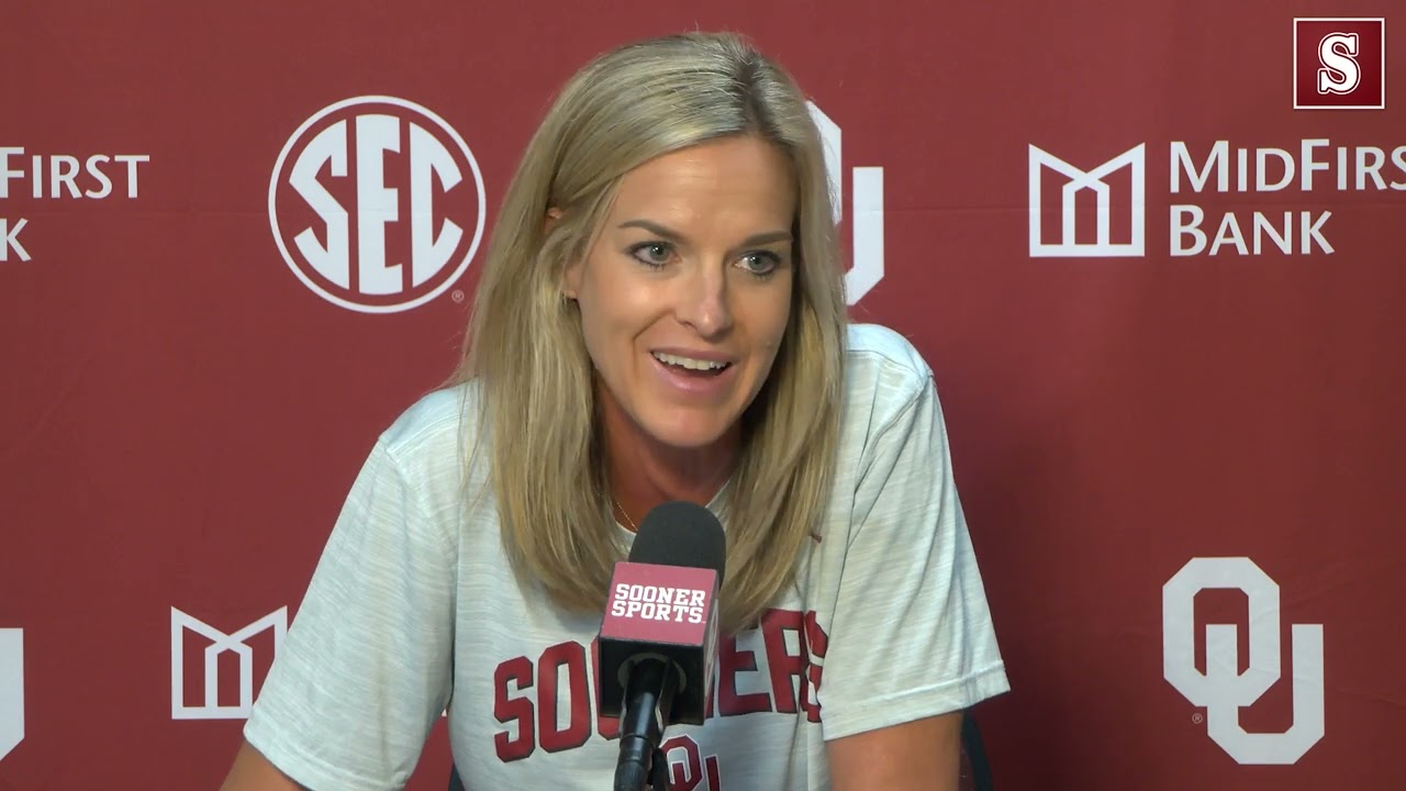 WBB Media Day 2024: Head coach Jennie Baranczyk