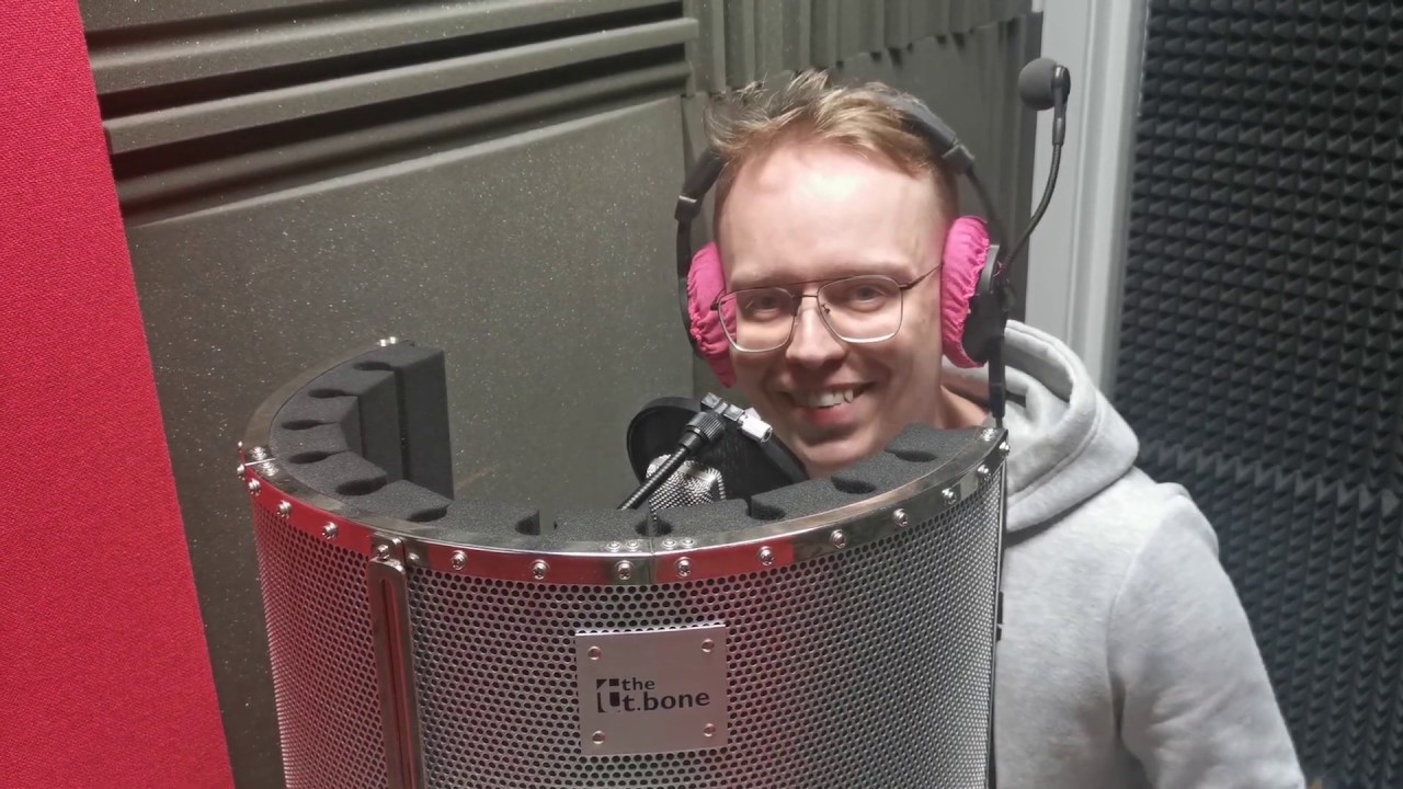 SEBASTIAN CHABINIAK #Hot16Challenge2