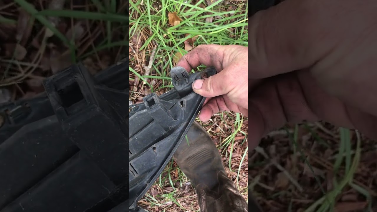 2012 Quest van radiator removal no bumper or lights removed.