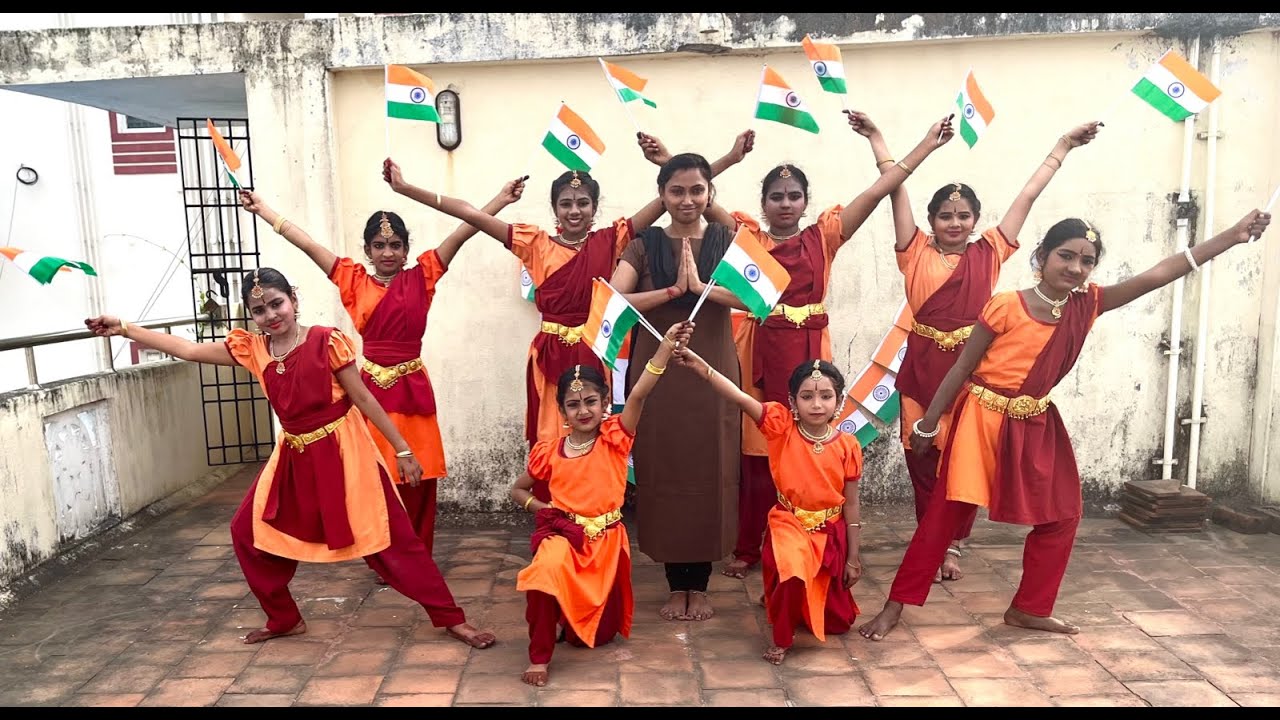 Thaai Manne Vanakkam | Dance Performance | Patriotic Song | Naadhalayam Bharatanatyam Students