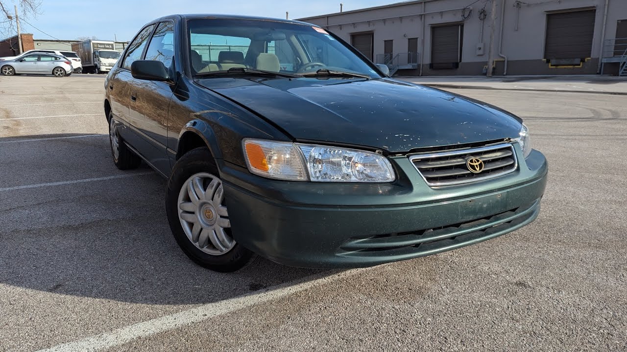 Wholesale Auto Auction Car # 22 B4246A 2000 Toyota Camry LE Feb 18