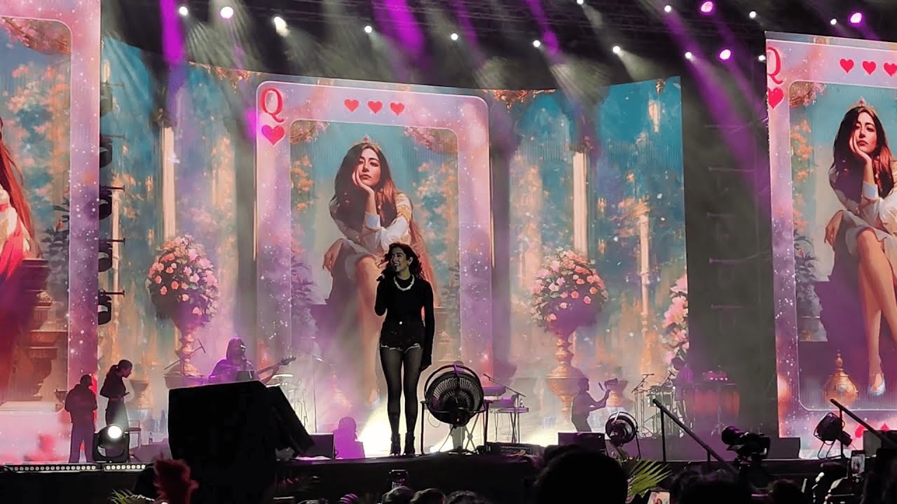 Jonita gandhi | Riviera-25 | Vit-vellore