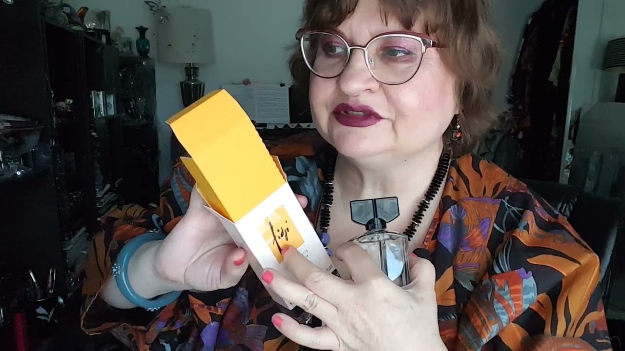 P2. НАСТУПАЕТ МОМЕНТ #распаковки .FIDJI  GUY LAROCHE PARIS  EAU DE TOILETTE VAPORISATEUR SPRAY.#духи