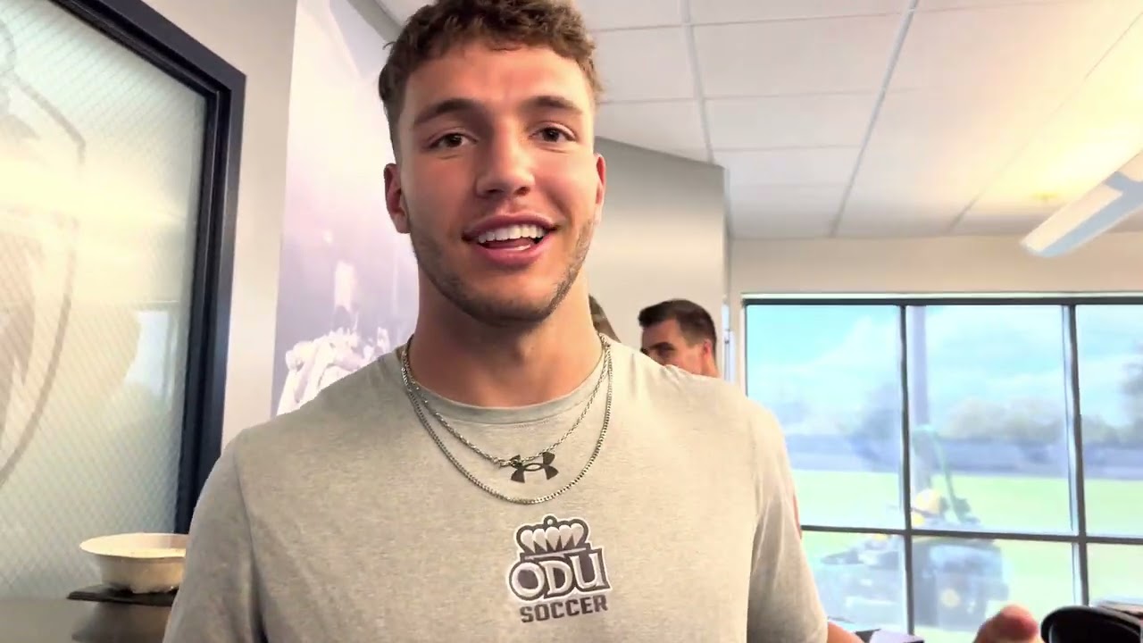 A day with Alexis Lamontagne - Game Day