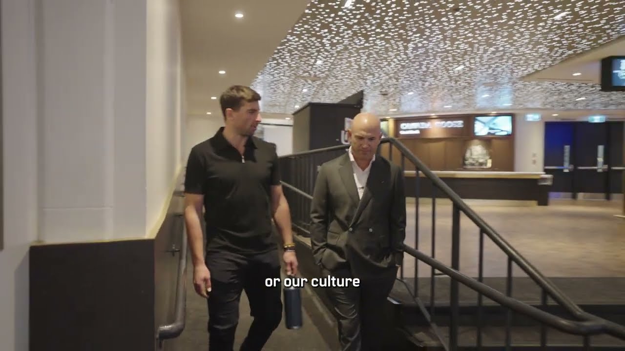 Walkin Talk with John Tavares | Toronto Maple Leafs