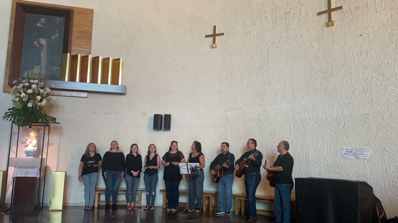 Domingo, tu voz en America