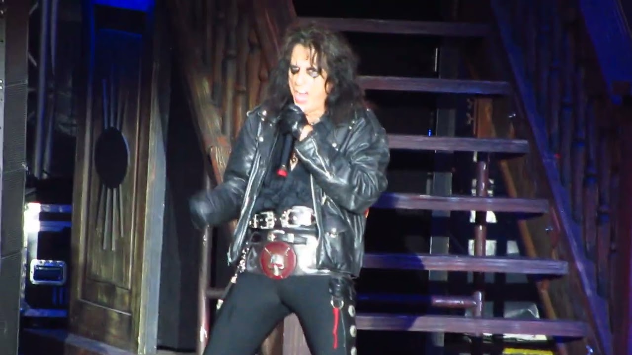 Alice Cooper - Be My Lover  /  Lost in America - Dresden am  02.07.2024