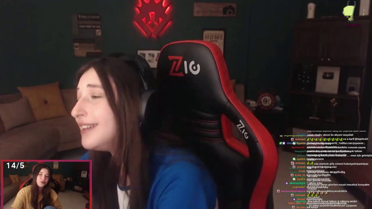 Pqueen - Pqueen Komik Anlar #2 İzliyor