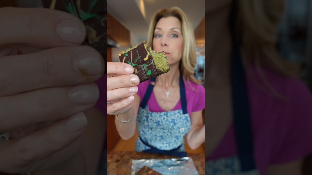 Плитка шоколада &laquo;Фисташковый кнафе&raquo;