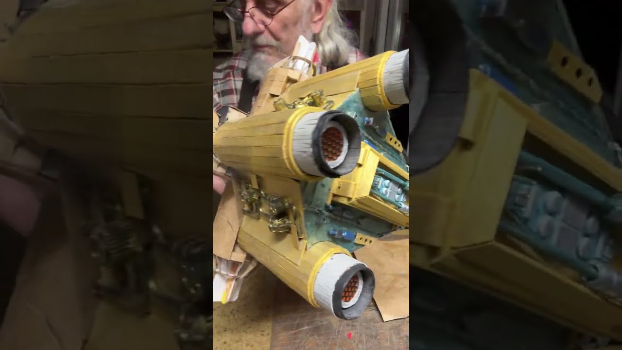 AMAZING Paper STARWARS Hammerhead Corvette Comes to LIFE!