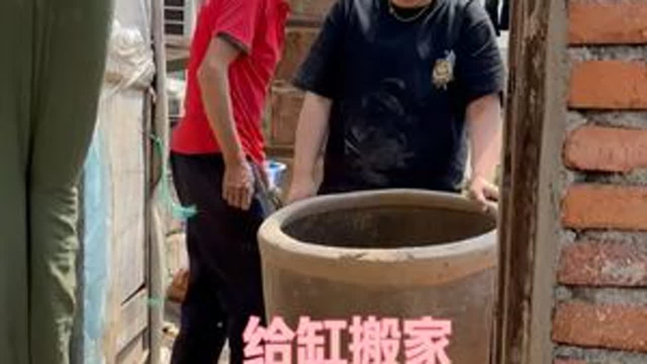 说老头儿笨了喀哧的，还不愿意了！哈哈 #热点 #记录真实生活 #生活 #农村生活