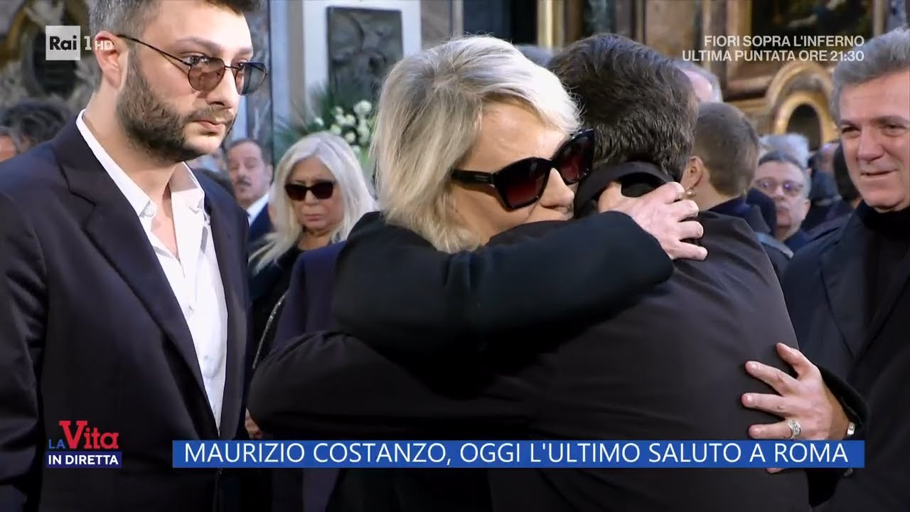 L'ultimo saluto a Maurizio Costanzo - La Vita in Diretta 27/02/2023