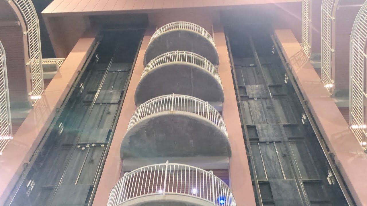 UIP: Montgomery Glass Elevators - Harry Reid Airport Terminal 1 Garage - Las Vegas Nevada