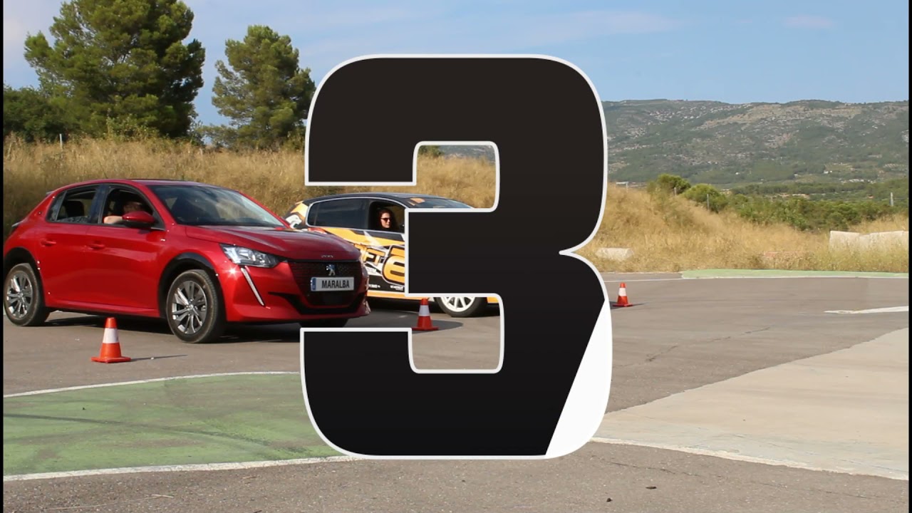 Peugeot e208 vs 308 GTI