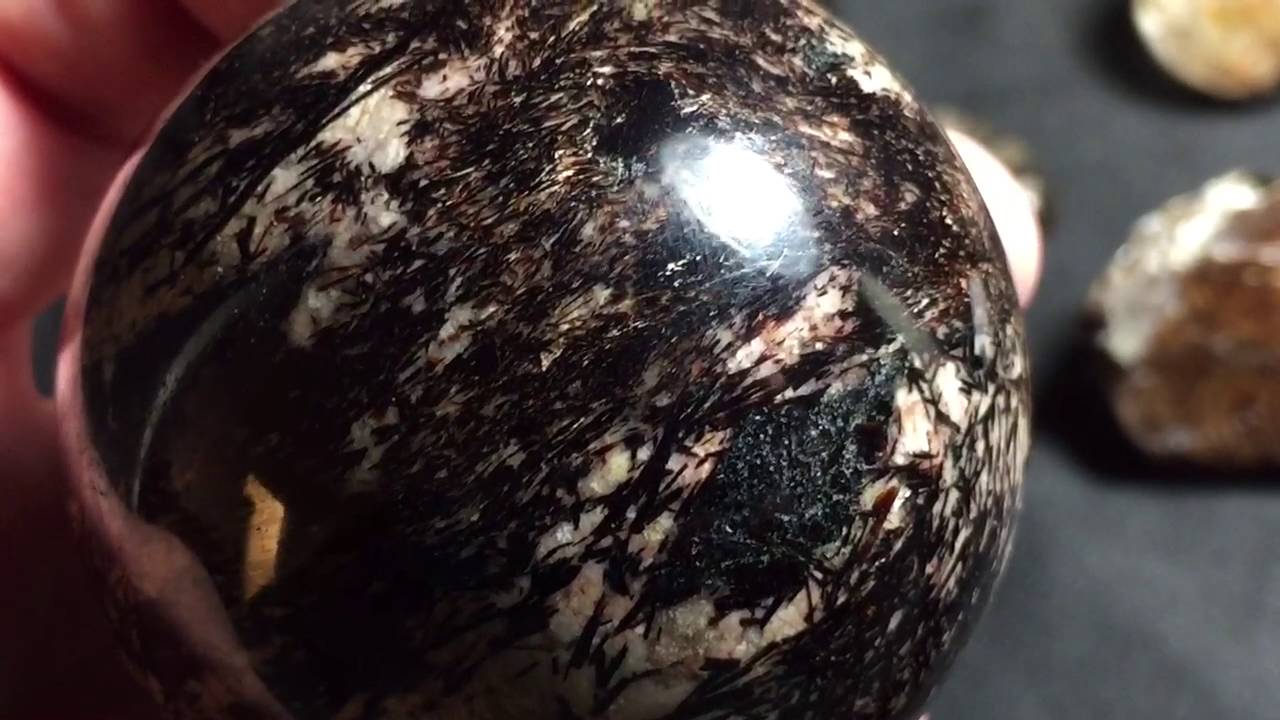 Rabbit hair Quartz sphere