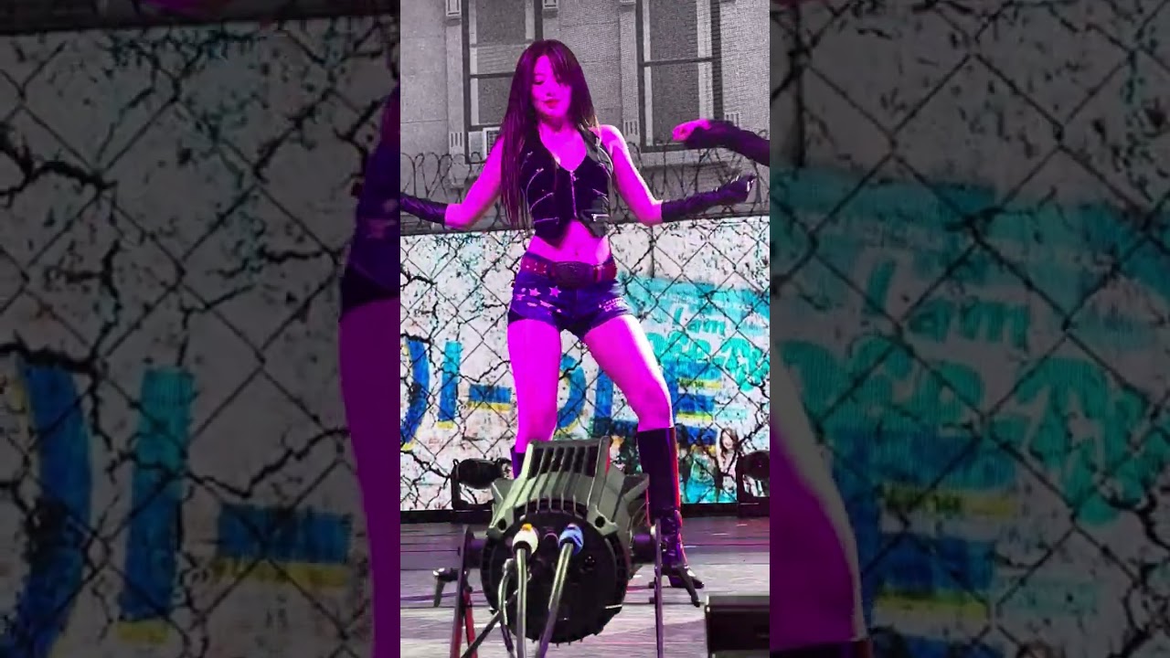 230804 SOLO SHUHUA - BOYS (BRITNEY SPEARS COVER) G-IDLE BILL GRAHAM CIVIC AUDITORIUM FRONT ROW