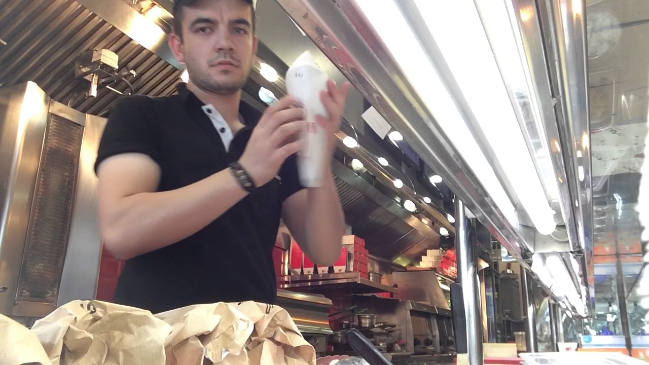 Πλουταρχος souvlakerie
