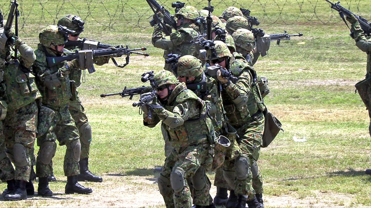 【陸上自衛隊】89式5.56mm小銃によるCQB（近接戦闘）射撃技術 ガンハンドリング訓練展示 - 新発田駐屯地第30普通科連隊 Japan's Type 89 Assault Rifle JGSDF