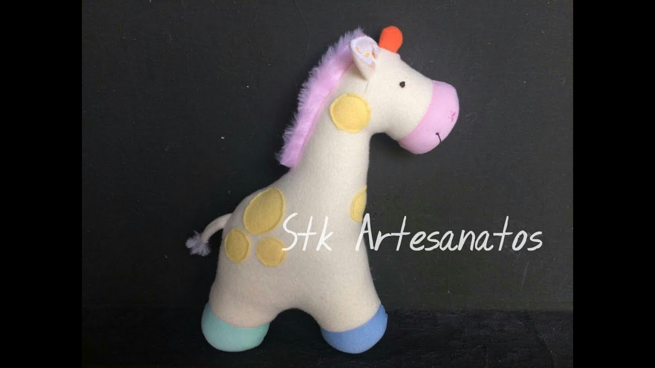 GIRAFINHA ALMOFADA - DECORAÇÃO