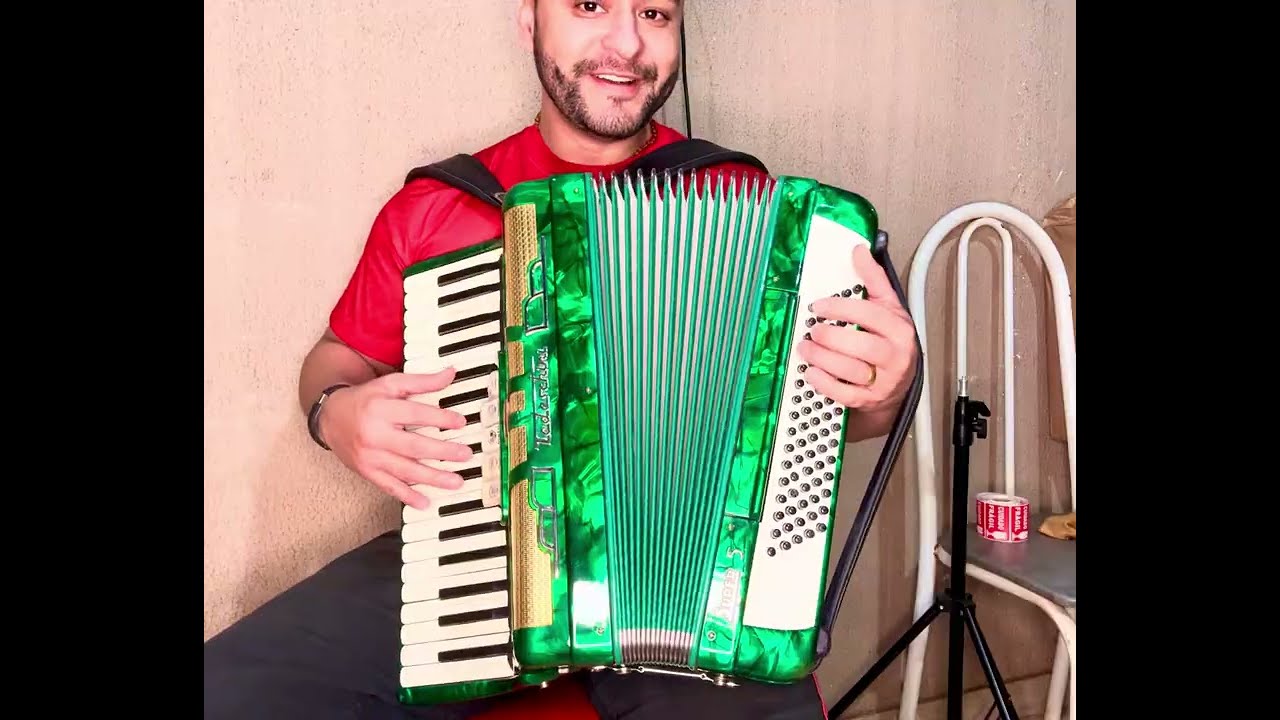 (Vendido ) Acordeon Todeschini VERDE 1963 – RARIDADE BRABA! Tá LINDO demais! 