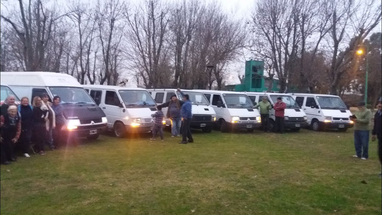 LOCOS POR LAS TRAFIC