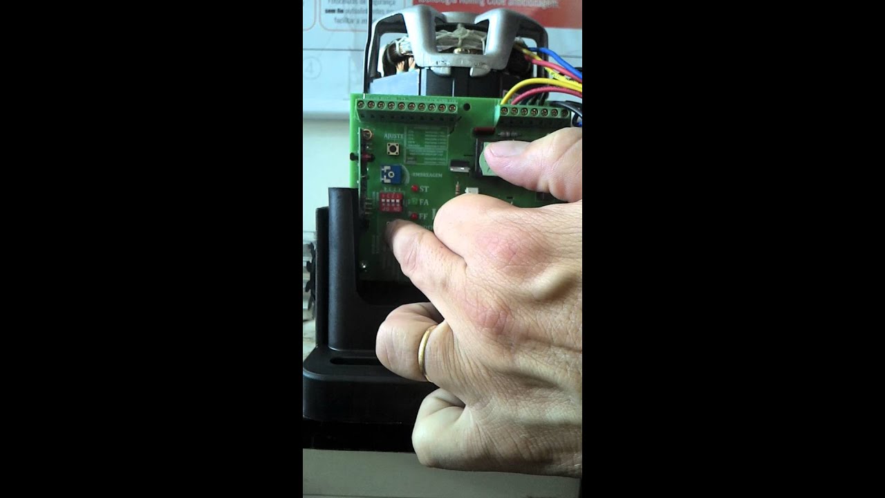 Gravando/Aprendendo controle Remoto Rossi nas placas de quadro de comando