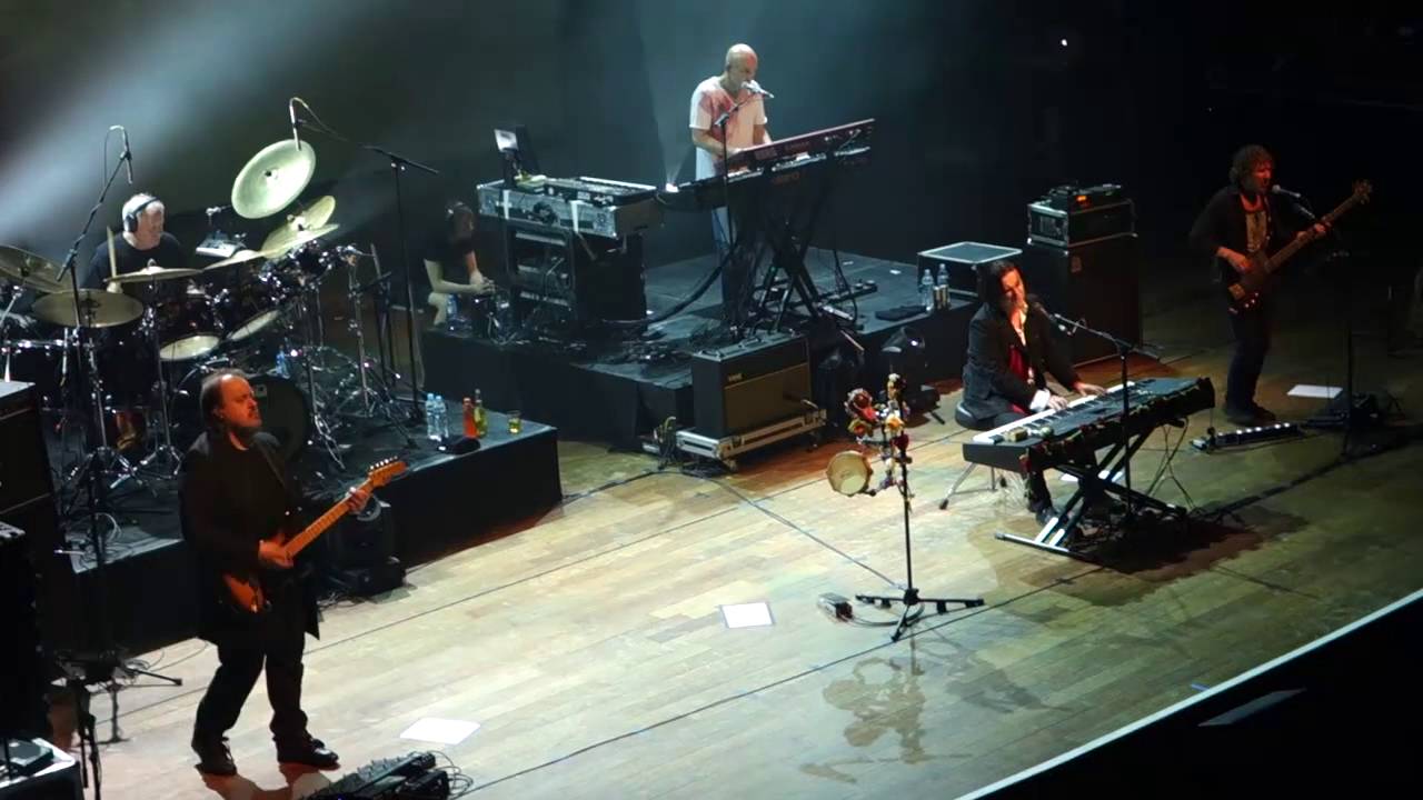 06 Pour My Love - Marillion - Lima - Peru - HQ Video and Audio