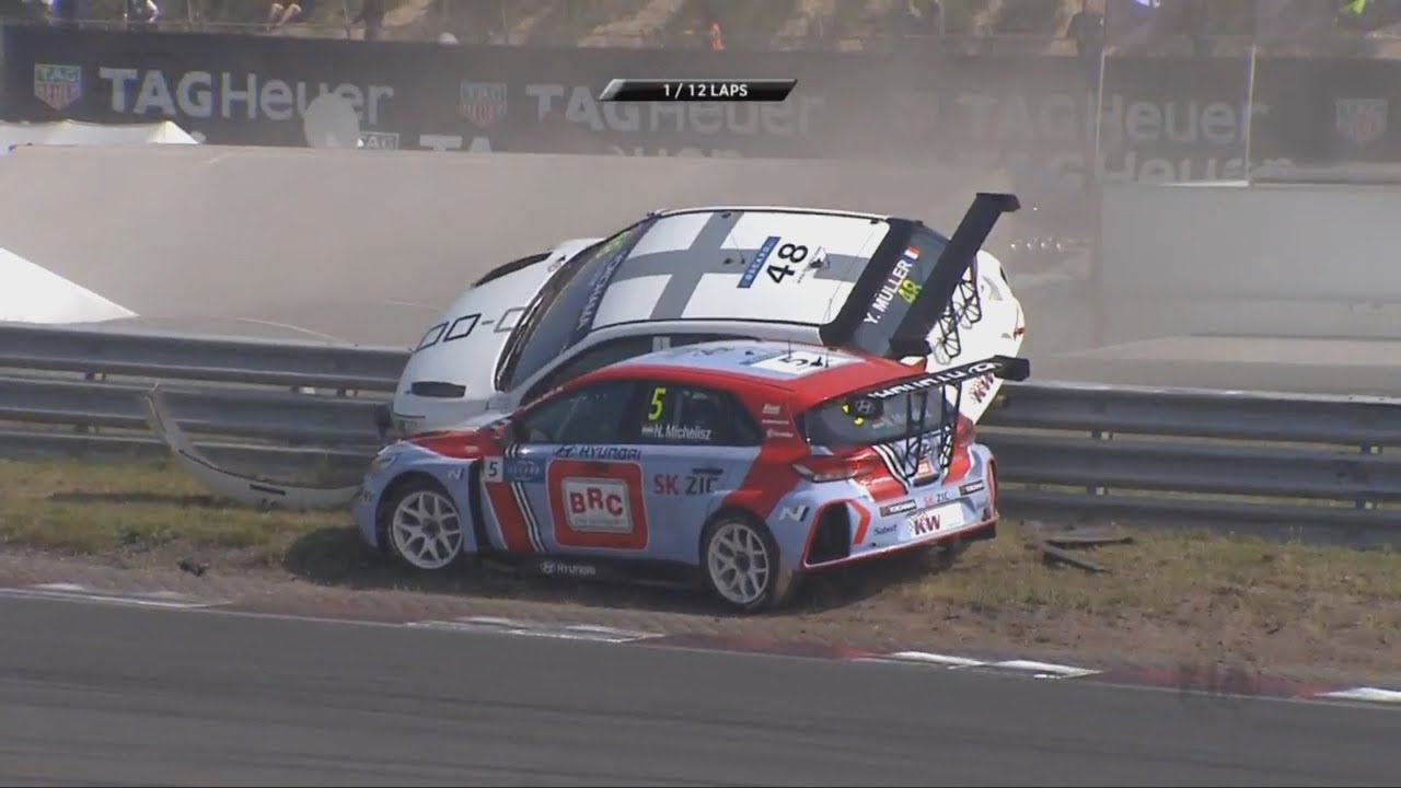 WTCR 2018. Race 1 Circuit Park Zandvoort. Start Big Crash Red Flag