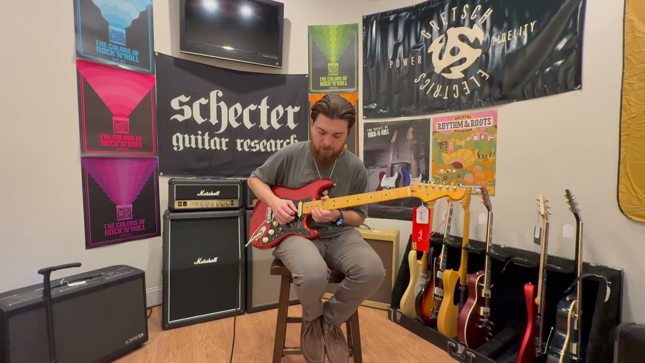 Fender American Ultra II Stratocaster Sinister Red