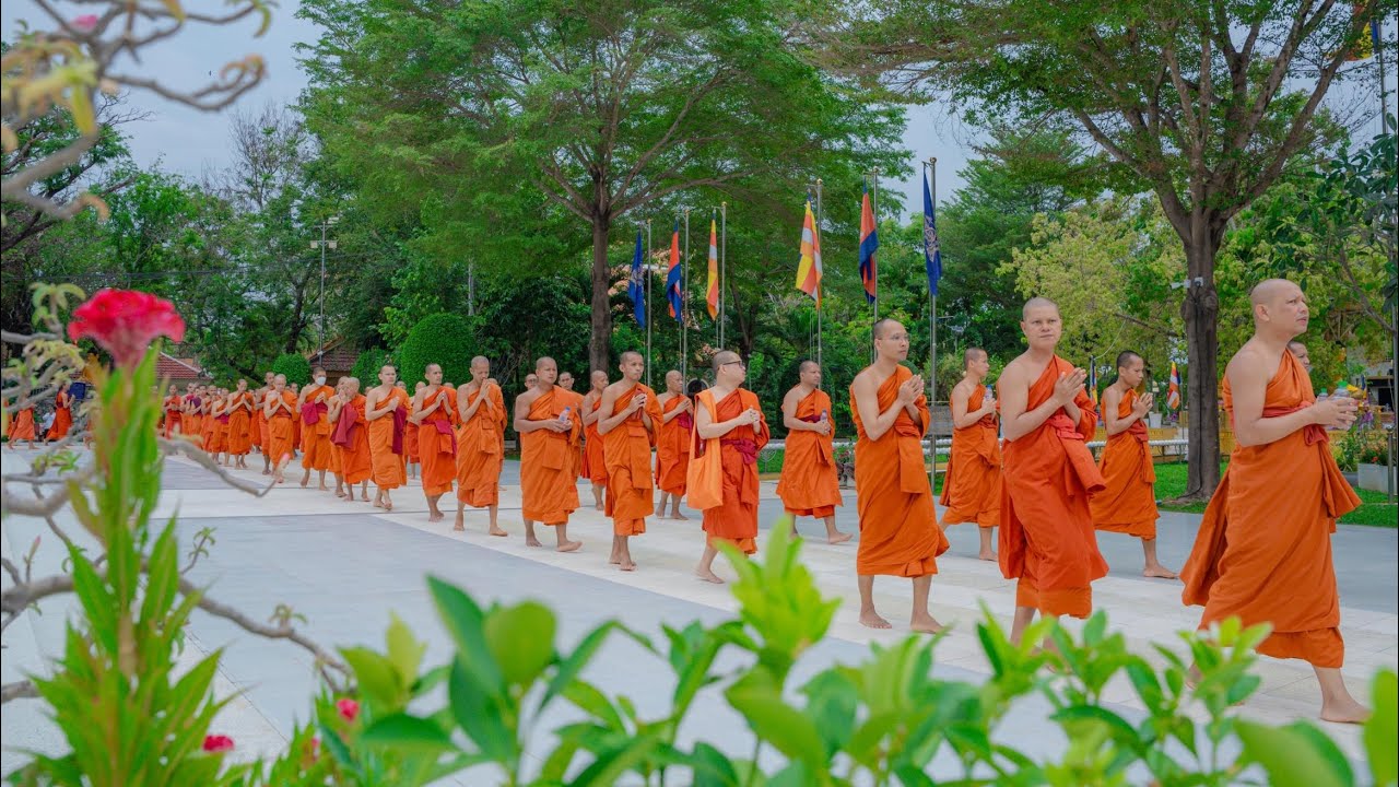 កម្មវិធីថ្ងៃសីលធ្វើបទនមស្ការ សាមាធិ ចម្រើនព្រះបរិត្ត សម្ដែងព្រះធម៌ទេសនាជ្រះថ្លាអនុមទនាបុណ្យ🌸🙏🌸