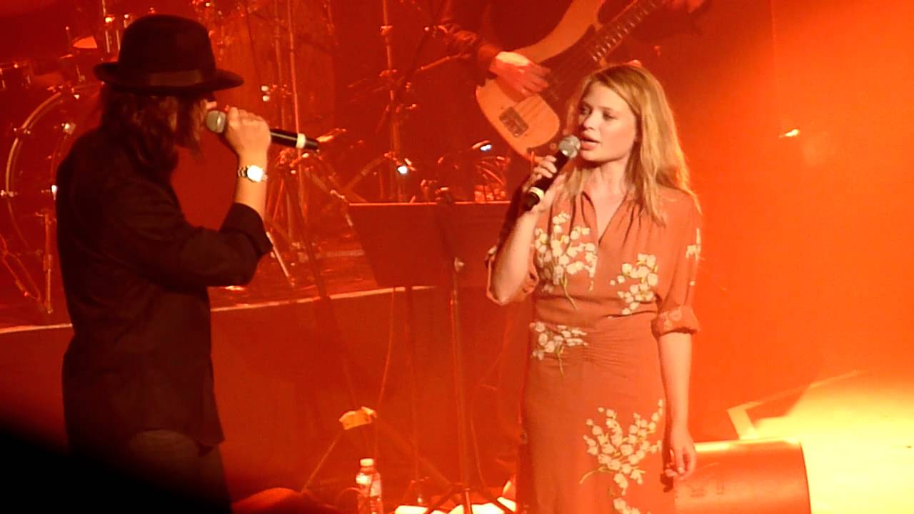 Lulu Gainsbourg & Mélanie Thierry 