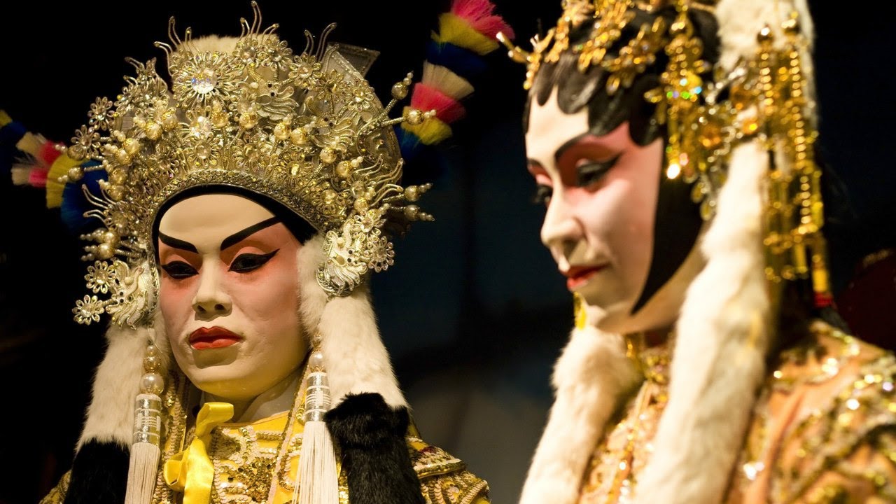 Top 10 English Speaking Countries in Asia!