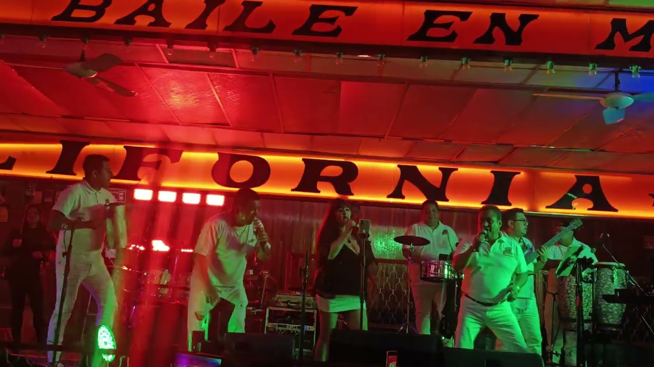 El Suave Sabor De La Cumbia La Cumbia Buena En Salón California Dancing Club 